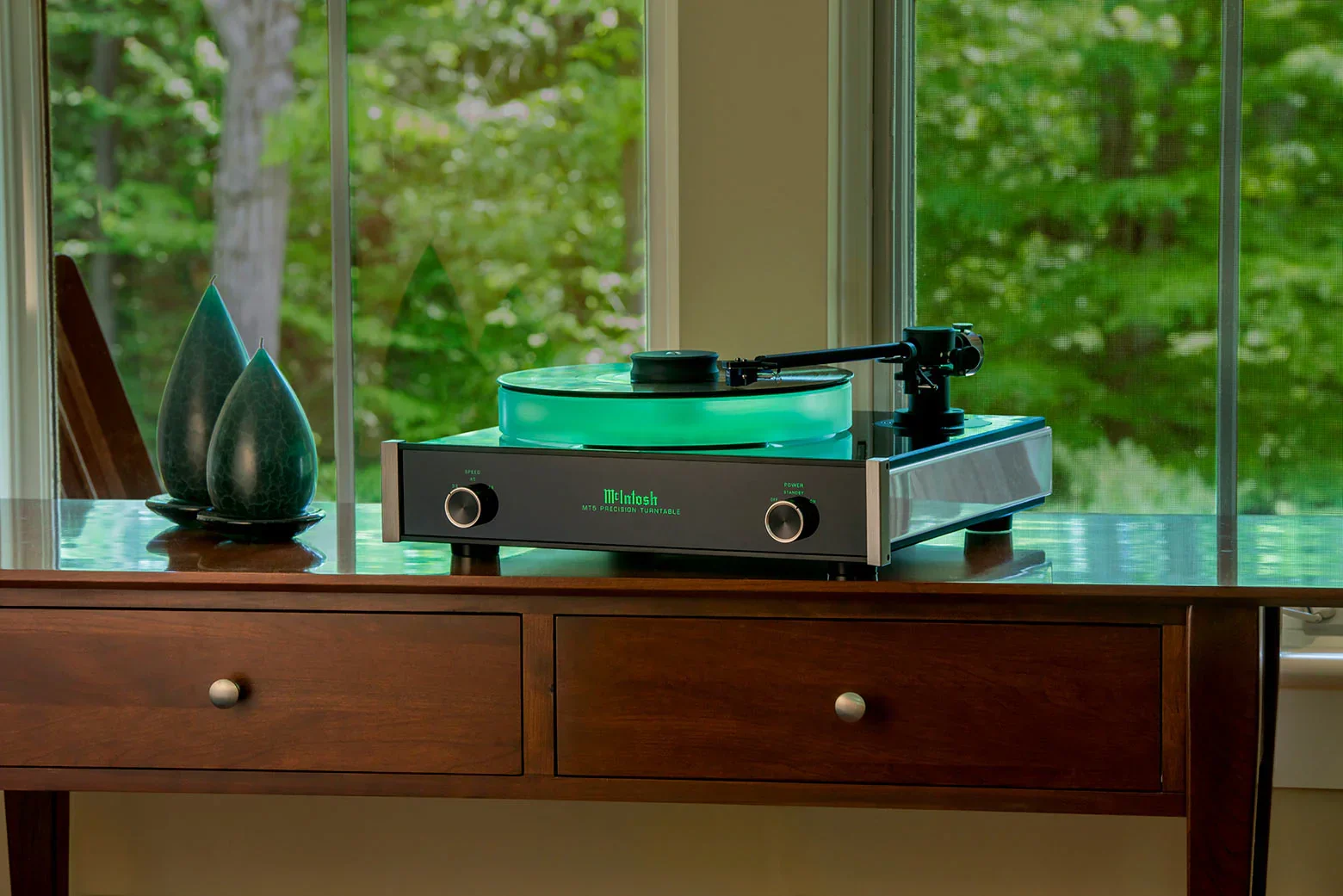 McIntosh - MT5 Precision Turntable - Image 8